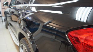Mercedes GL с нанесенным керамическим покрытием